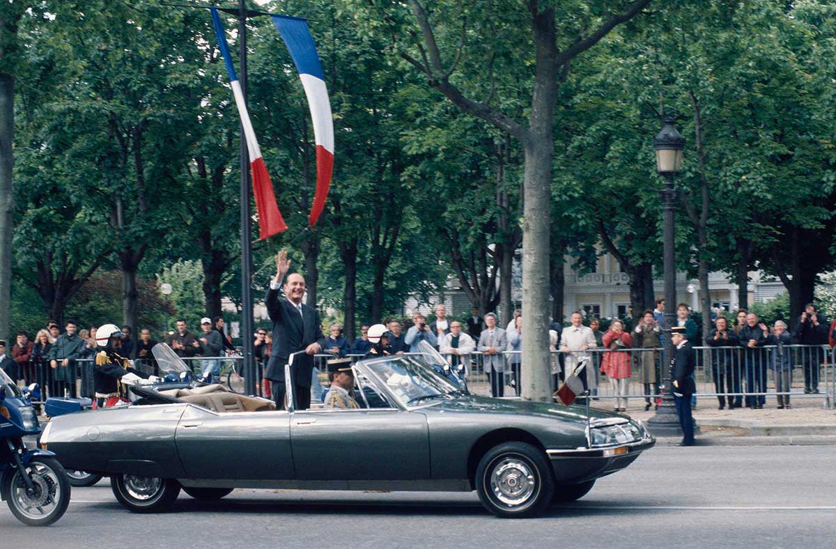 Chirac in open SM